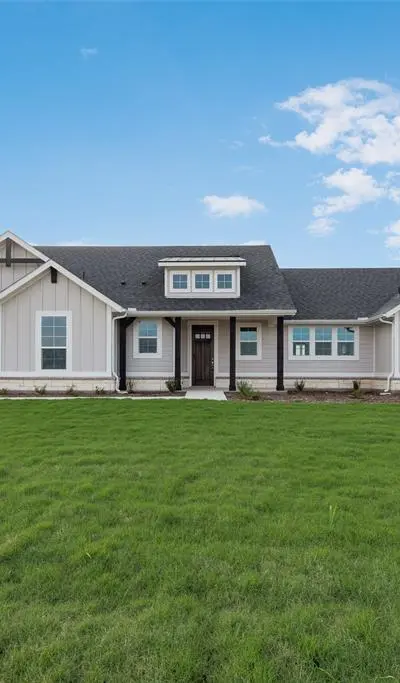 1230 County Road 200, Valley View TX 76272