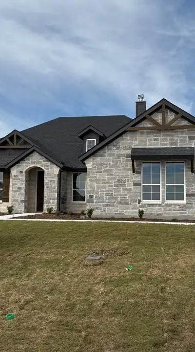 267 Meadow Vista Drive, New Fairview TX 76078