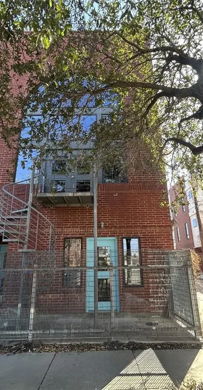 829 W Daggett Avenue # H, Fort Worth TX 76104