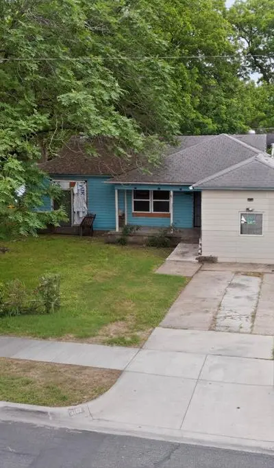 3102 Kilburn Avenue, Dallas TX 75216 - Photo 2