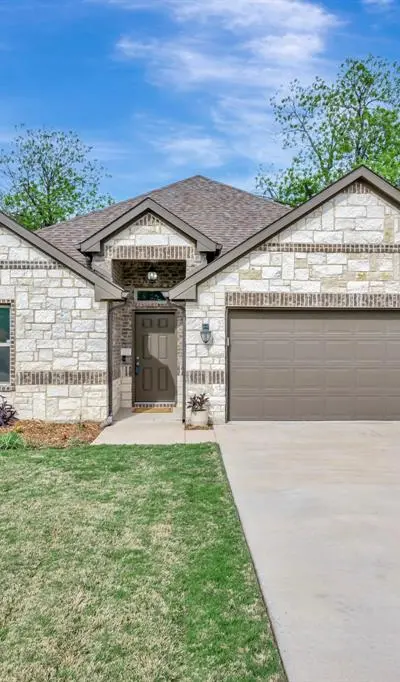 608 Perry Drive, White Settlement TX 76108