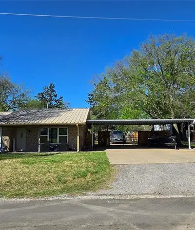 208 Mill Street, Lone Oak TX 75453 - Photo 2