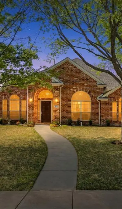 416 Love Bird Lane, Murphy TX 75094