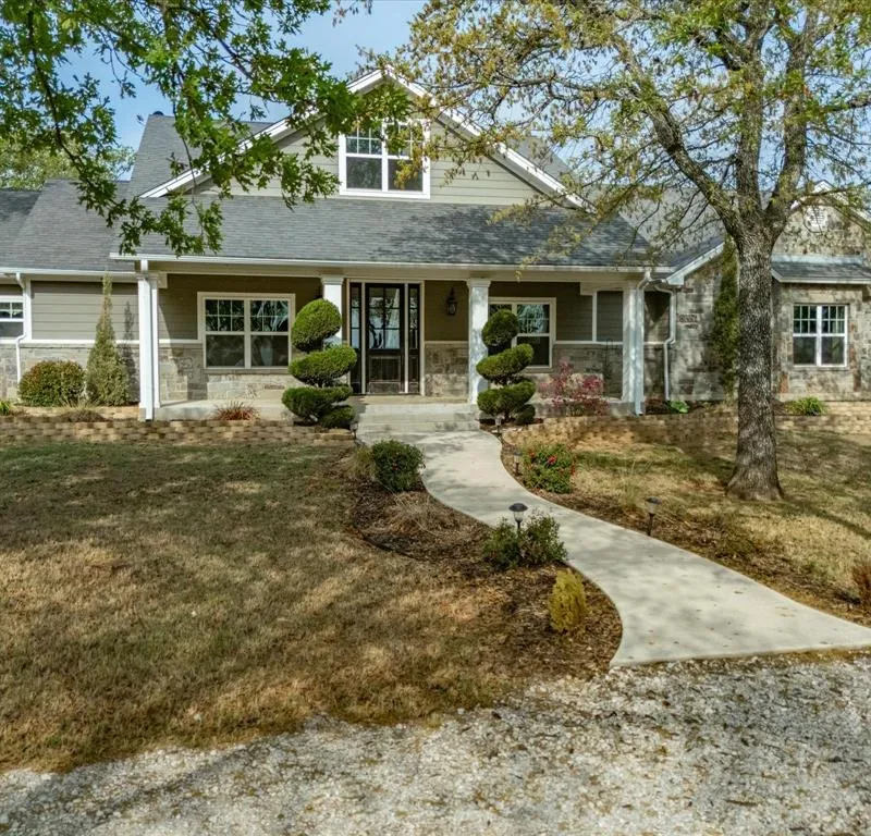 299 Briar Creek Lane, Bowie TX 76230