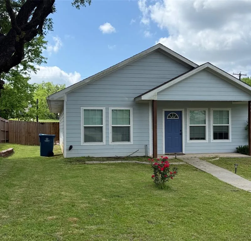 406 E Shepherd Street, Denison TX 75021