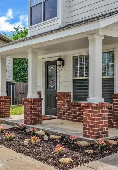 2960 Pima Lane, Fort Worth TX 76119 - Photo 2