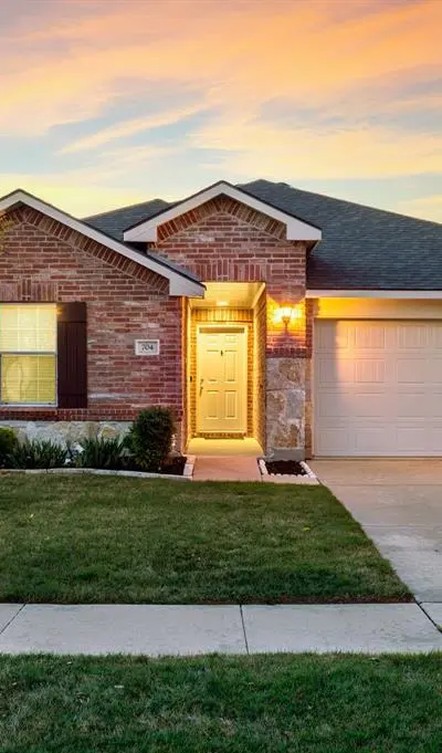 704 Bastrop Drive, Arlington TX 76002