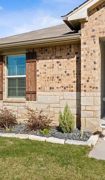 7209 Canadian Drive, China Spring TX 76633 - Photo 4