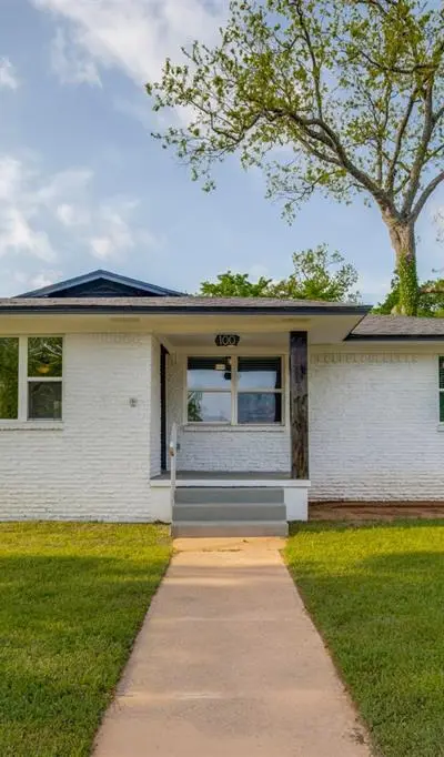 100 W Hull Street, Denison TX 75021