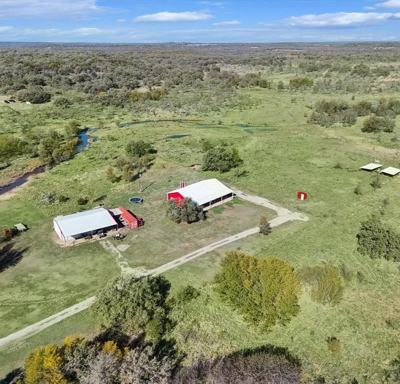 1161 Lynn Creek Road, Jacksboro TX 76458