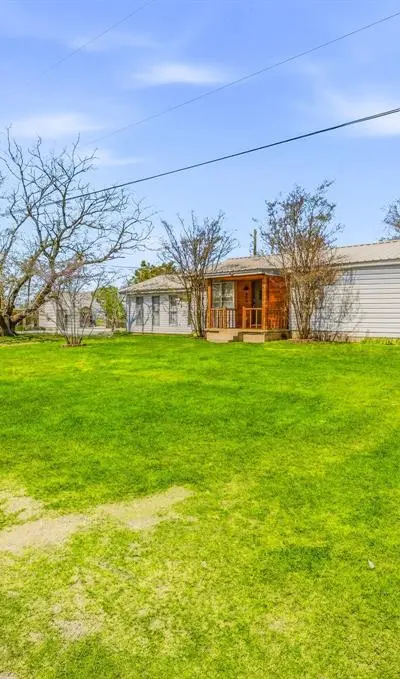 600 E Third Street, Hico TX 76457 - Photo 3