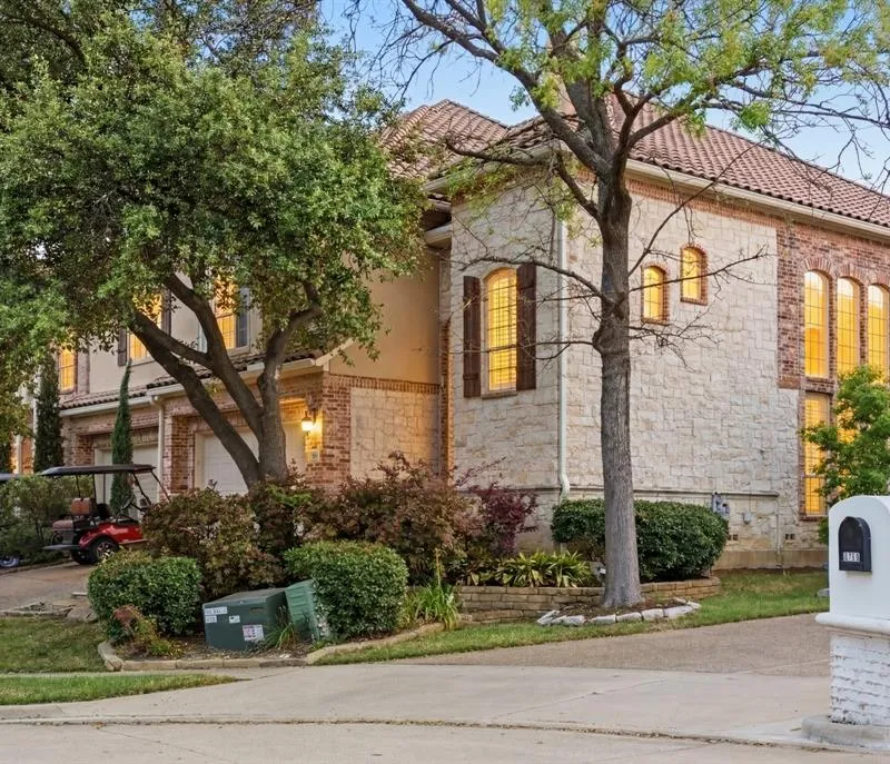 4470 Saint Andrews Boulevard, Irving TX 75038