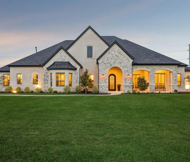 220 Catullus Drive, Sunnyvale TX 75182