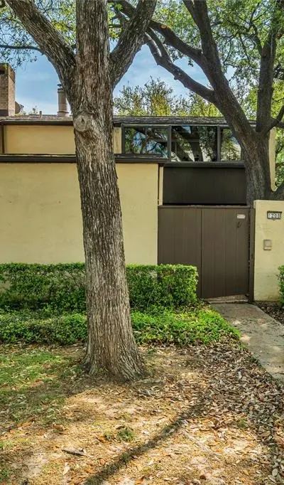 1208 Lane Street, Irving TX 75061