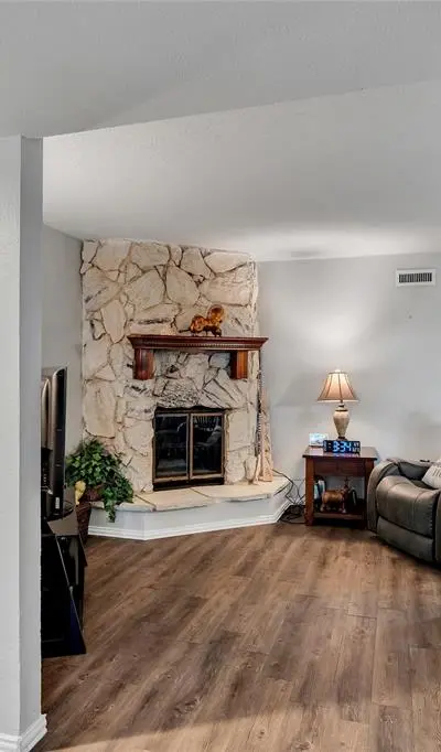 1208 Lane Street, Irving TX 75061 - Photo 5