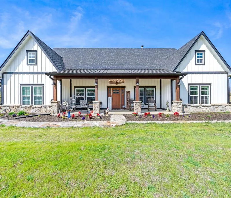 4886 County Road 1037, Celeste TX 75423