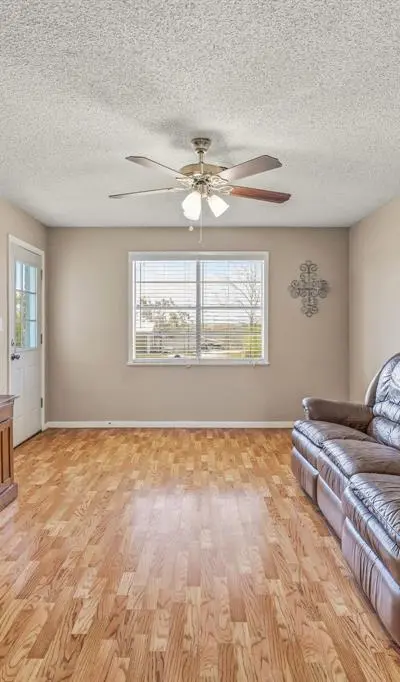 925 N Kirk Street, Hico TX 76457 - Photo 4