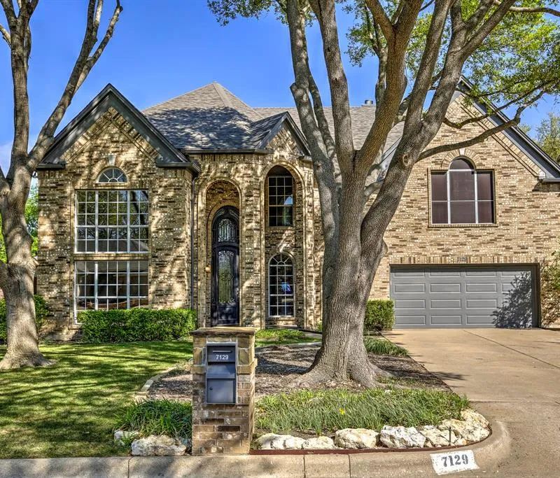 7129 Aspen Wood Trail, Fort Worth TX 76132