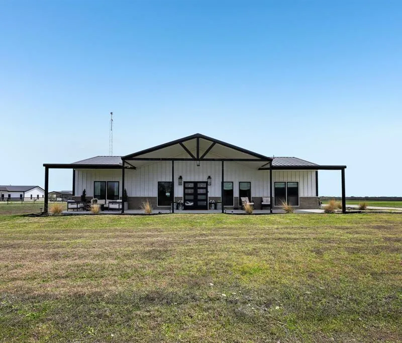 5029 County Road 1098, Celeste TX 75423