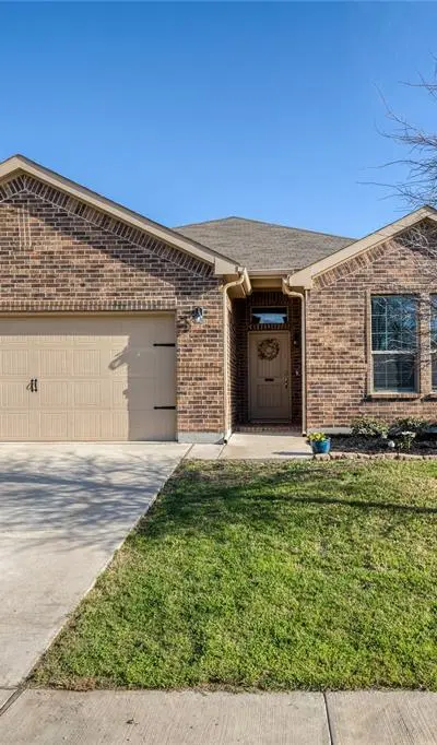 1033 Madelia Avenue, Fort Worth TX 76177