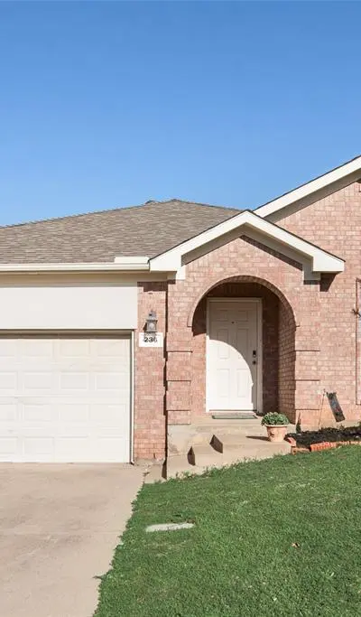 236 Goldeneye Lane, Fort Worth TX 76120