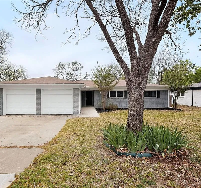 7609 Deaver Drive, North Richland Hills TX 76180