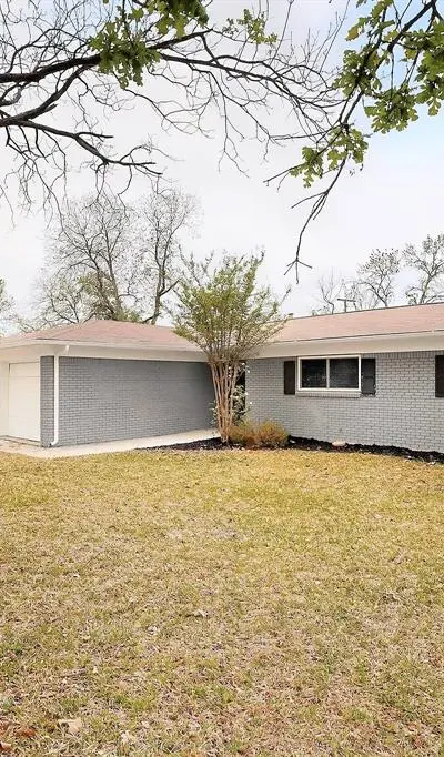 7609 Deaver Drive, North Richland Hills TX 76180 - Photo 3