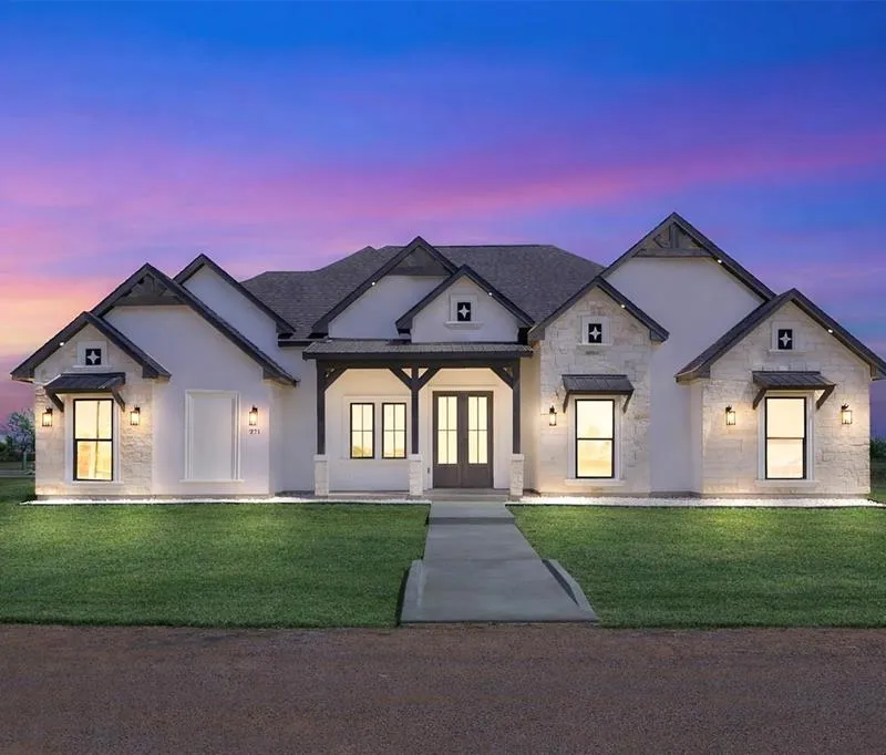 271 Victory Drive, Mabank TX 75147