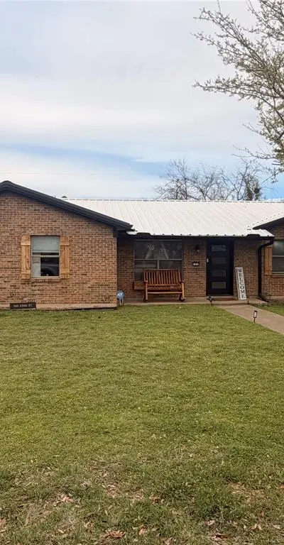 200 33rd Street, Mineral Wells TX 76067