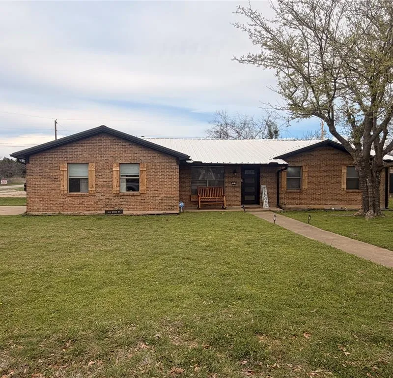 200 33rd Street, Mineral Wells TX 76067