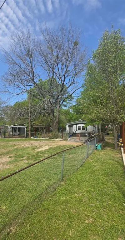 134 Grissom Drive, Gun Barrel City TX 75156 - Photo 2