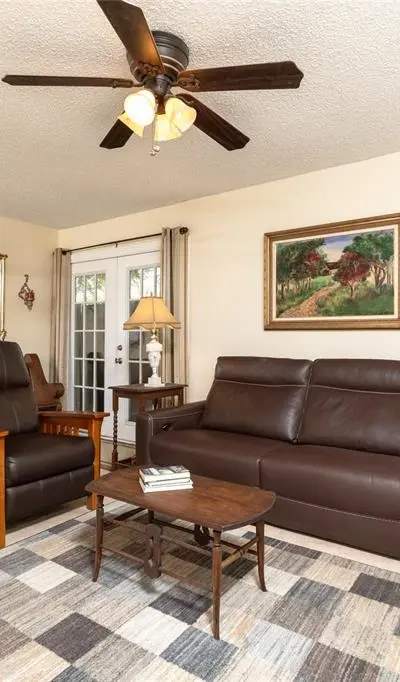 2331 N Davis Drive # A, Arlington TX 76012