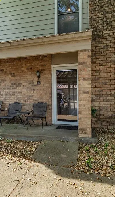 2331 N Davis Drive # A, Arlington TX 76012 - Photo 3