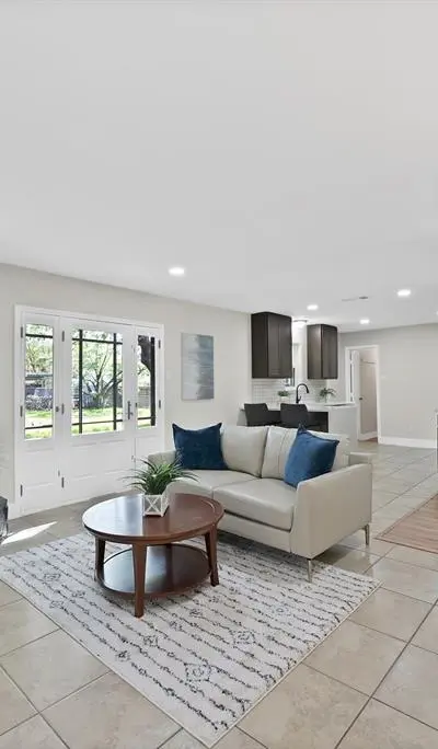 1213 Walker Drive, Hurst TX 76053