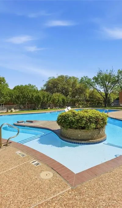 558 E Avenue J # D, Grand Prairie TX 75050 - Photo 4