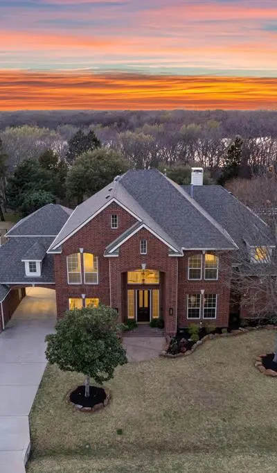1130 Cogburn Court, Shady Shores TX 76208 - Photo 2