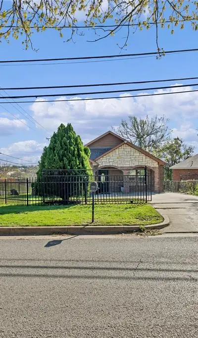 3022 Loving Avenue, Fort Worth TX 76106 - Photo 4