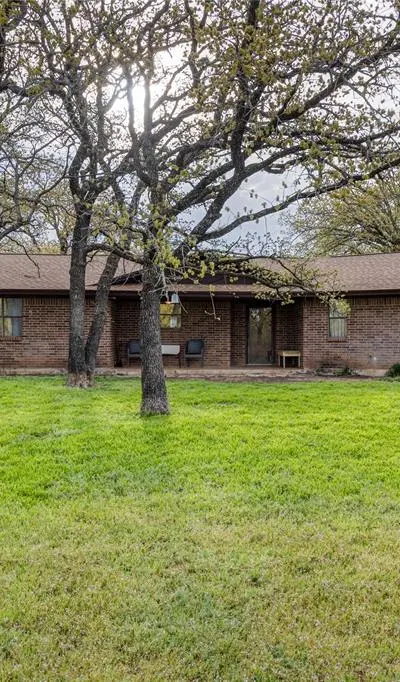 243 County Road 3851, Poolville TX 76487