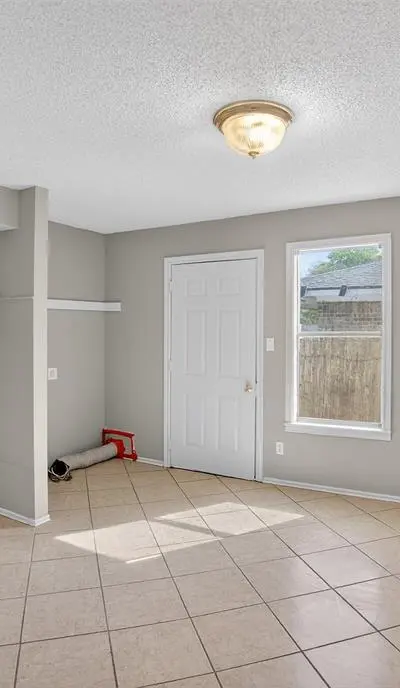 3800 E 4th Street, Fort Worth TX 76111 - Photo 4