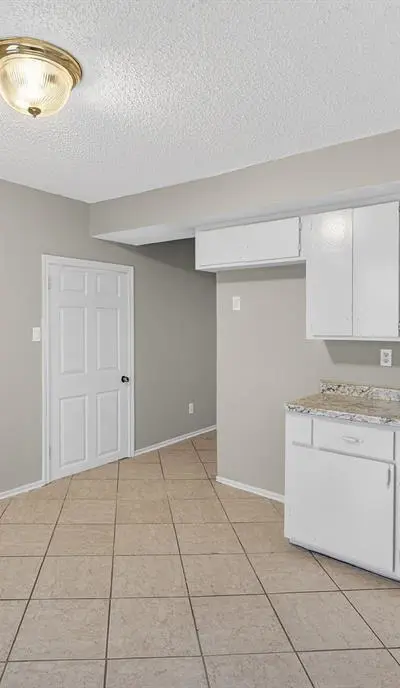 3800 E 4th Street, Fort Worth TX 76111 - Photo 5