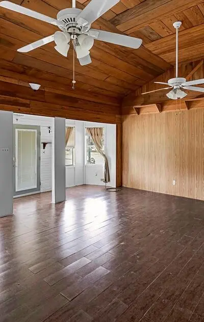 105 County Road 3590, China Spring TX 76633 - Photo 5