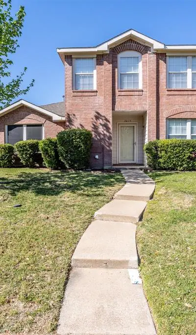2415 Mallory Lane, Lancaster TX 75134