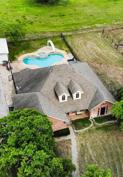 138 N Fm 1655, Alvord TX 76225