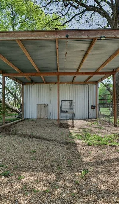 106 E Belt Line Road, Wilmer TX 75172 - Photo 5