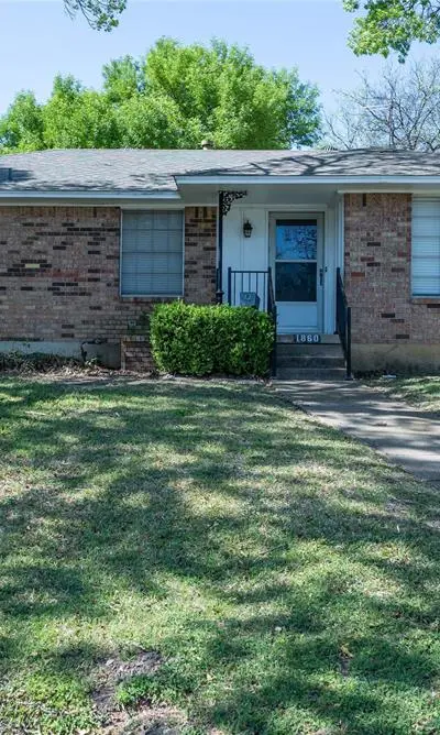 1860 Meadow Valley Lane, Dallas TX 75232 - Photo 2