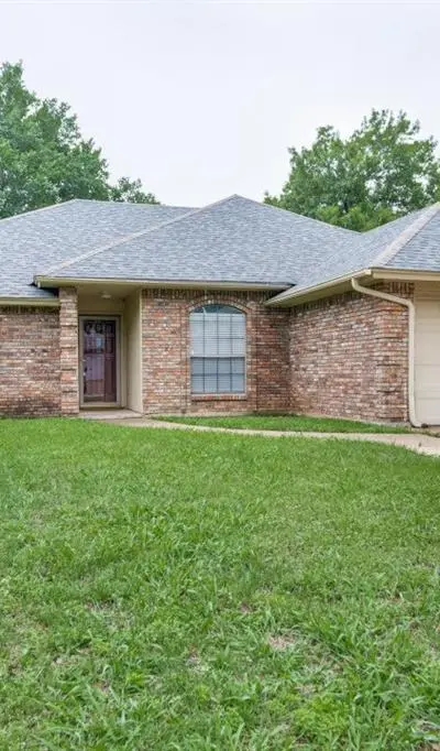 1505 Sunny Glen Street, Fort Worth TX 76134