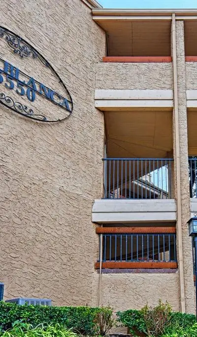 5550 Spring Valley Road # 31, Dallas TX 75254