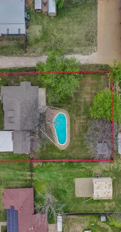 305 Gandy Street, Lipan TX 76462 - Photo 5