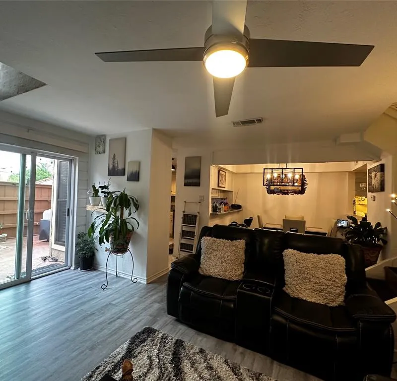 4272 Madera Road # 4, Irving TX 75038