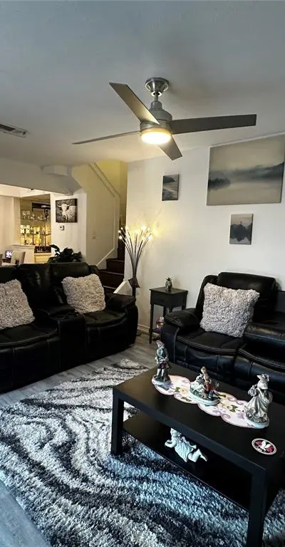 4272 Madera Road # 4, Irving TX 75038 - Photo 2